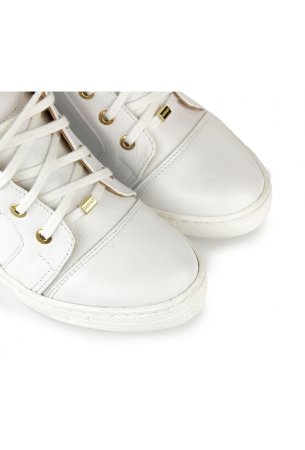 Białe sneakersy Tenisha