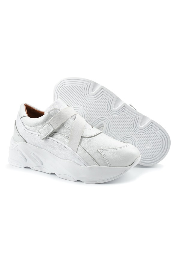 Białe sneakersy Unice