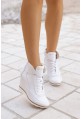 Białe sneakersy Megan