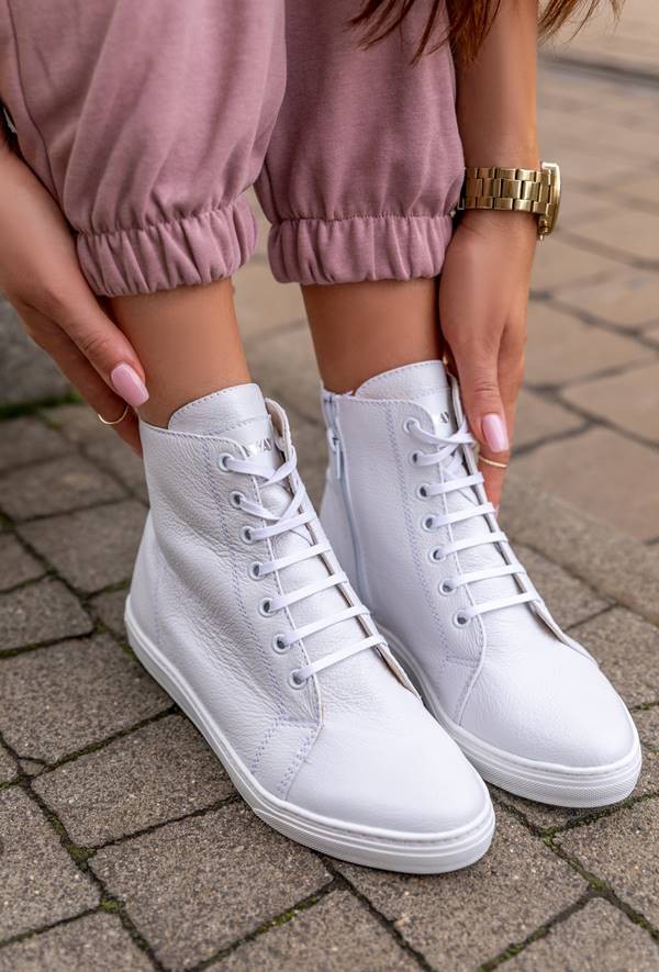 Białe sneakersy damskie Alanna