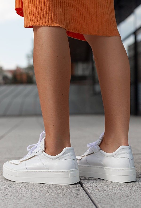 Białe sneakersy Dedla