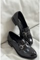 Czarne lakierowane loafersy Grind