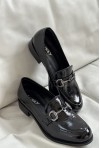 Czarne lakierowane loafersy Grind