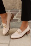 Beżowe loafersy Grind