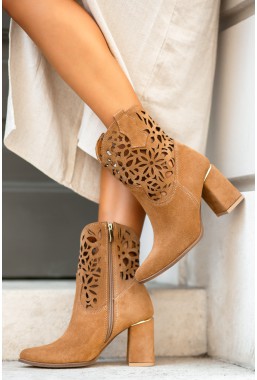 Zamszowe botki Janessa camel
