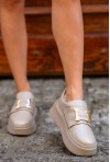 Beżowe wsuwane sneakersy Amba na platformie