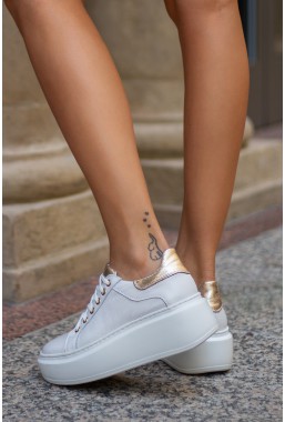 Białe sneakersy Siloa